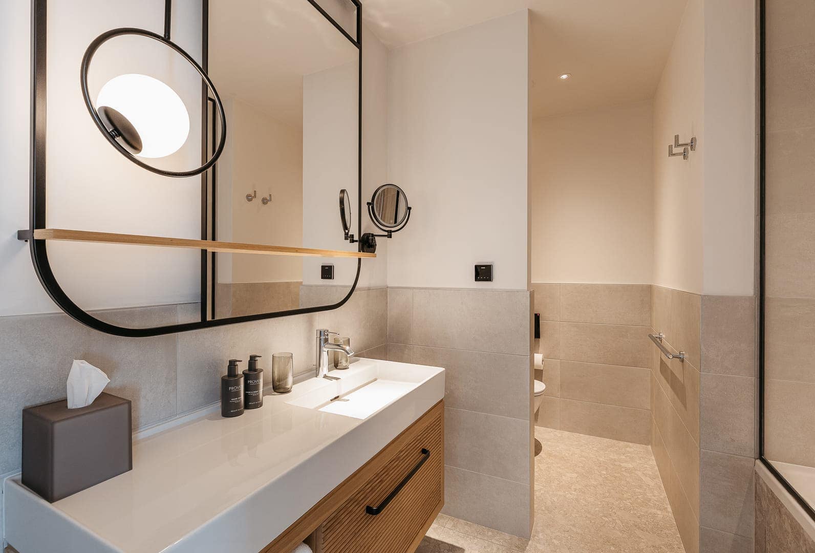 Ostro Penthouse, Boka Place, Porto Montenegro (9)