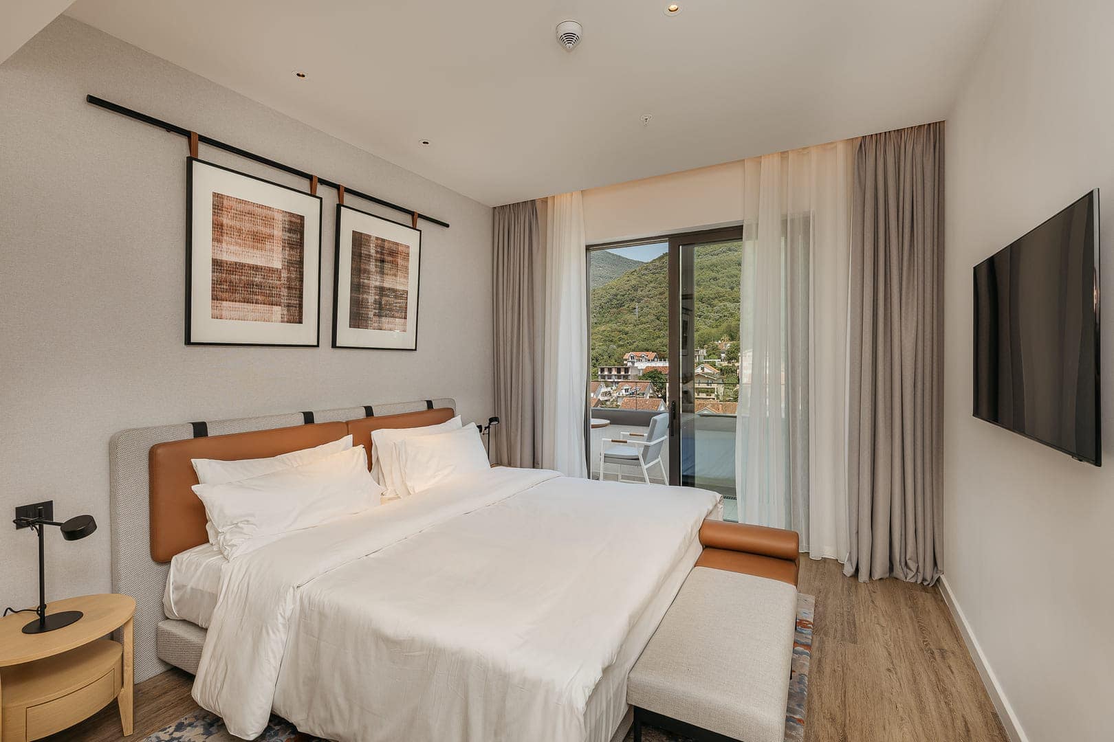 Ostro Penthouse, Boka Place, Porto Montenegro (10)