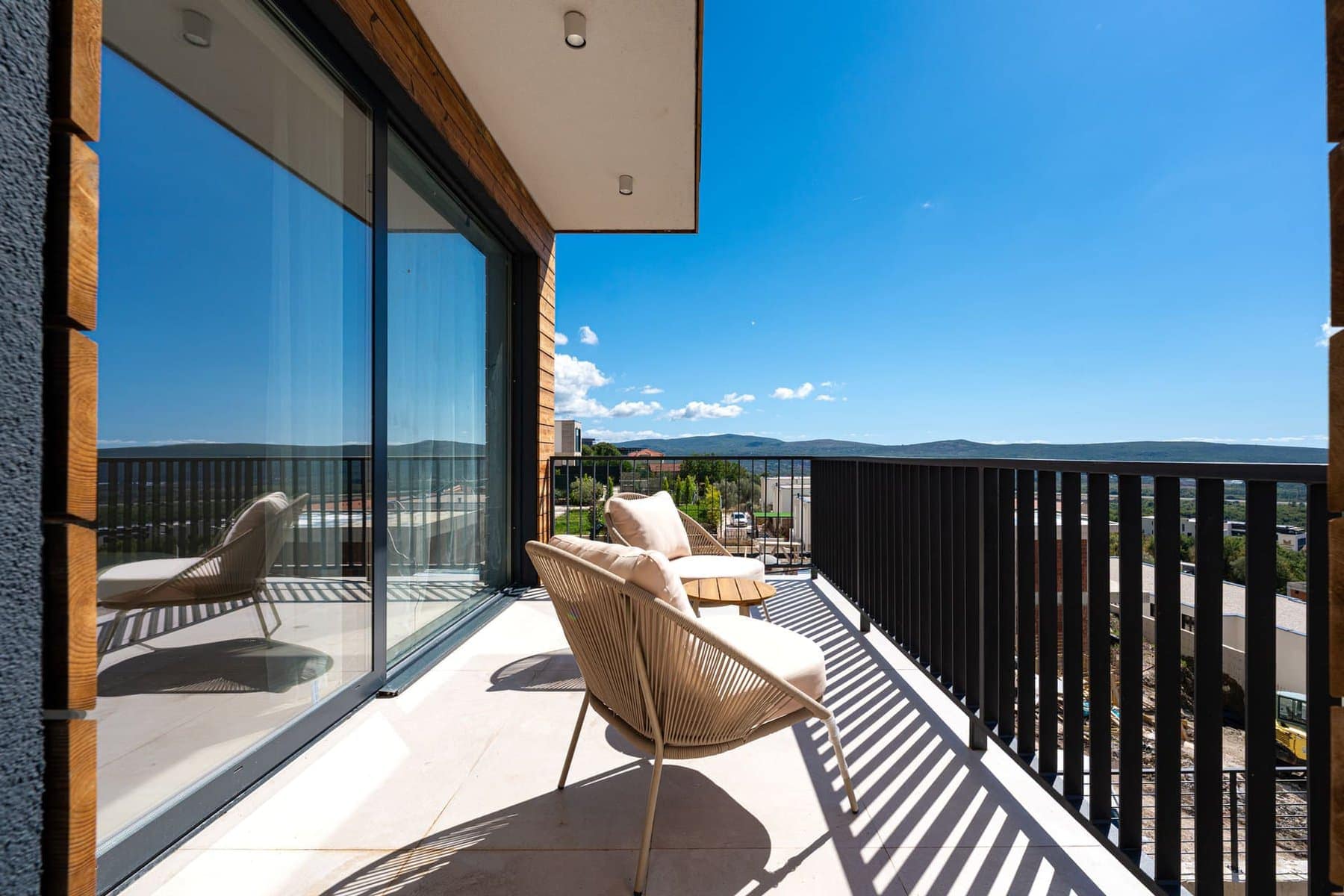 Luxury 4bdr Family Villa, Kavac, Kotor (11)