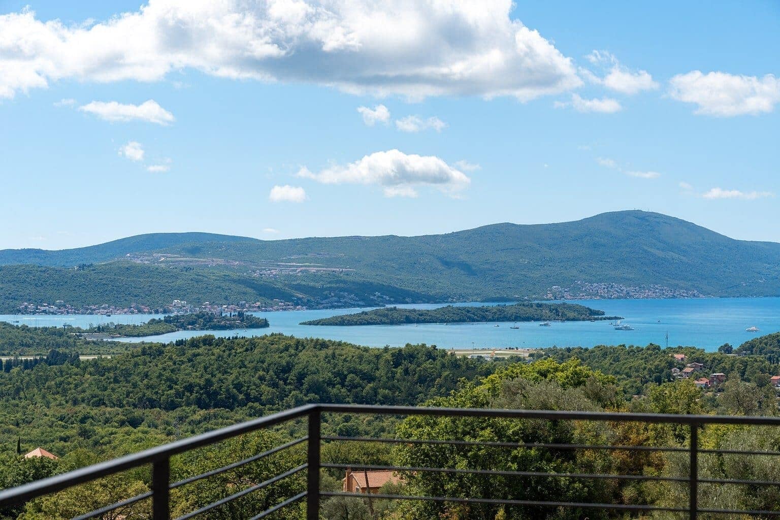 Luxury 4bdr Family Villa, Kavac, Kotor (13)