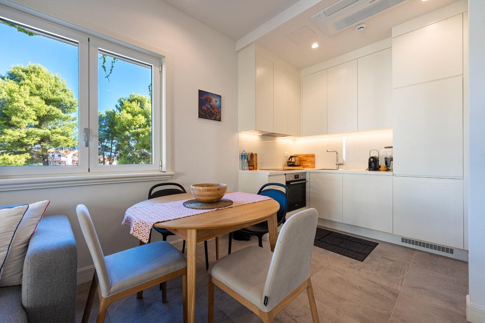 Charming one-bedroom Apartment in Centrale, Lustica Bay, Tivat (6)