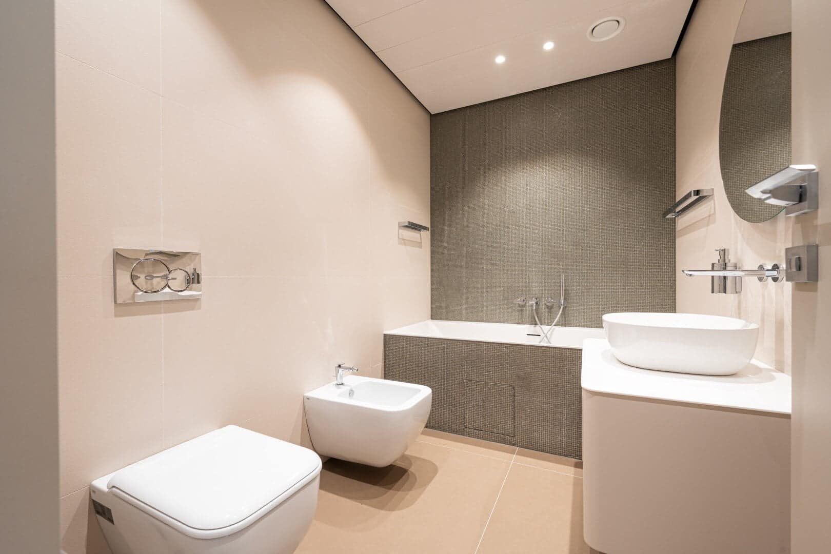 Three-room penthouse with direct access to the rooftop pool in the Zeta building, Porto Montenegro (14)