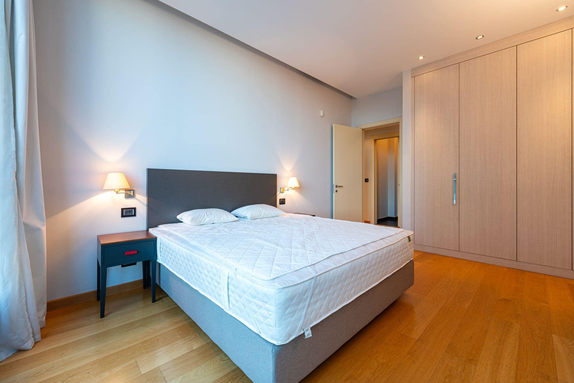 Capital Plaza, Two-bedroom furnished apartment, Podgorica (14)