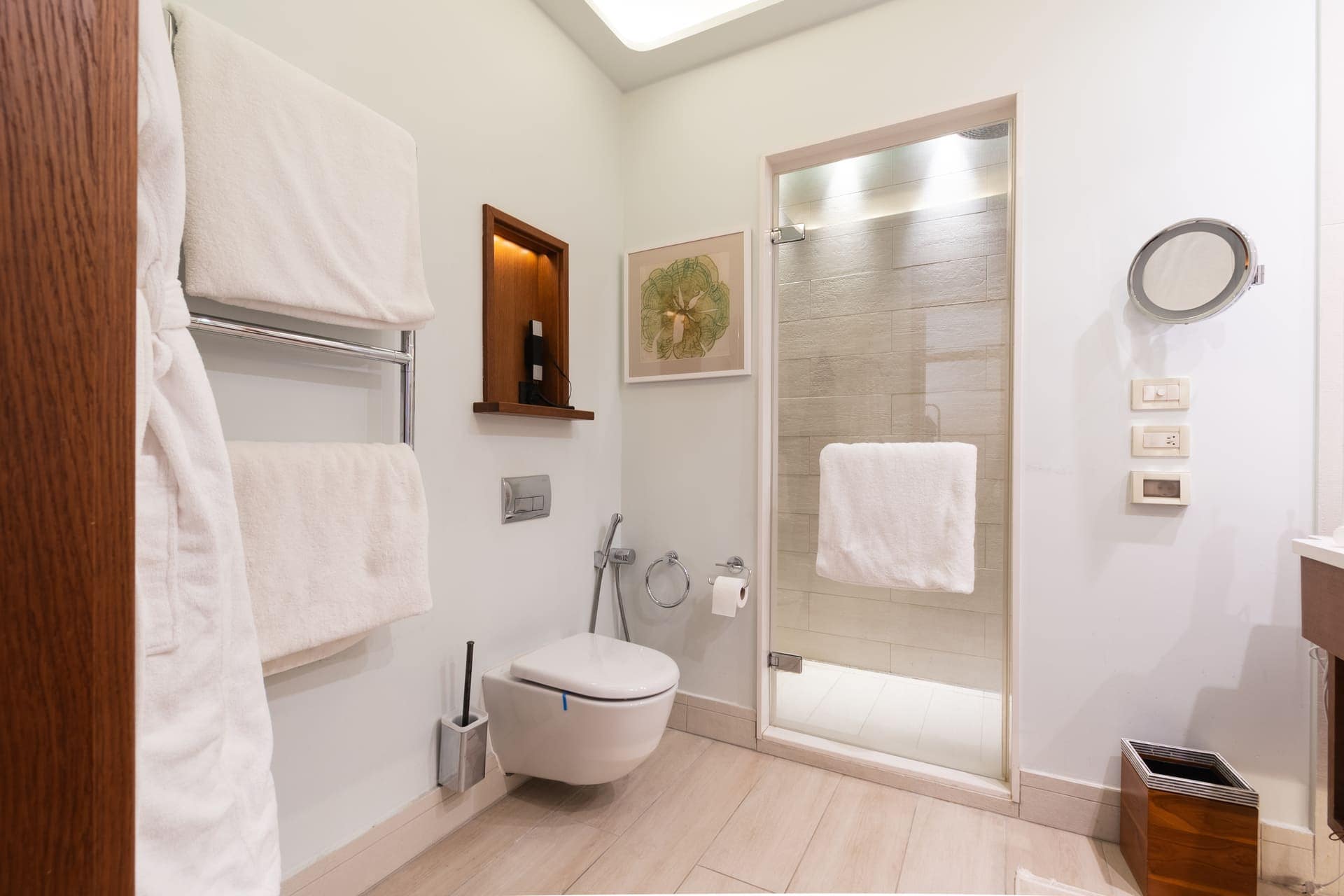 Exclusive Regent Waterfront Three-bedroom Apartment (7)
