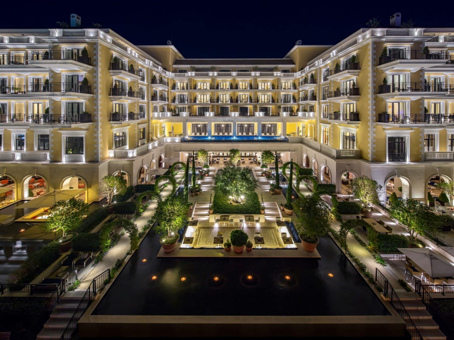 Exclusive Regent Waterfront Three-bedroom Apartment (20)