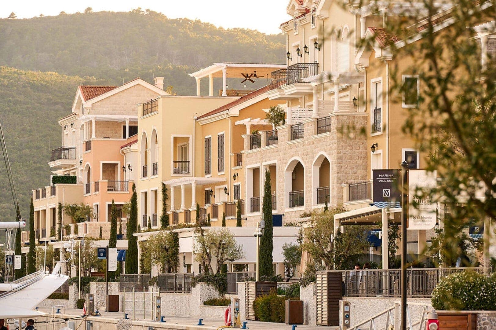 Heights Residences One Bedroom Apartment, Luštica Bay (16)
