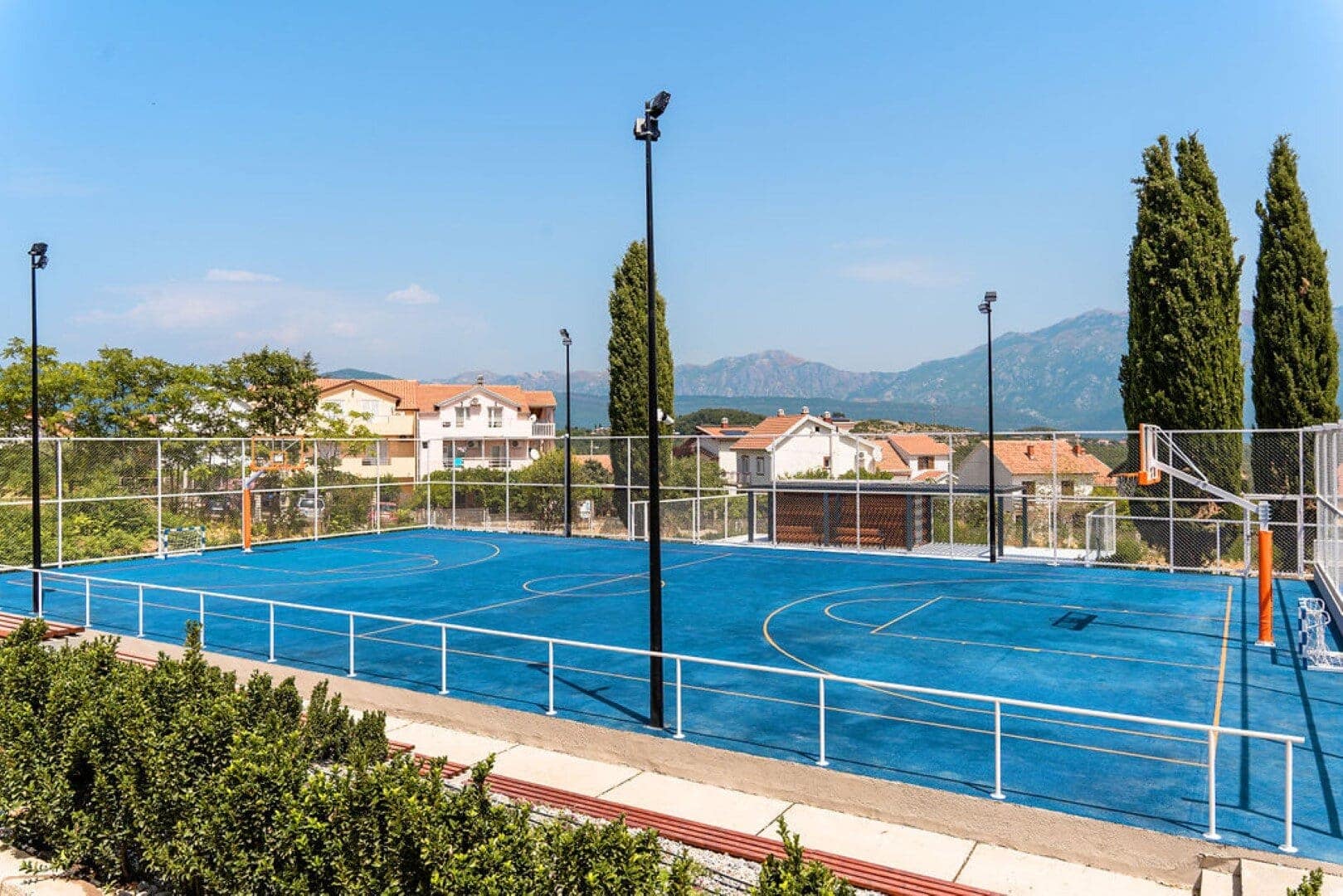 Centrale two bedroom Apartment, Lustica Bay (13)