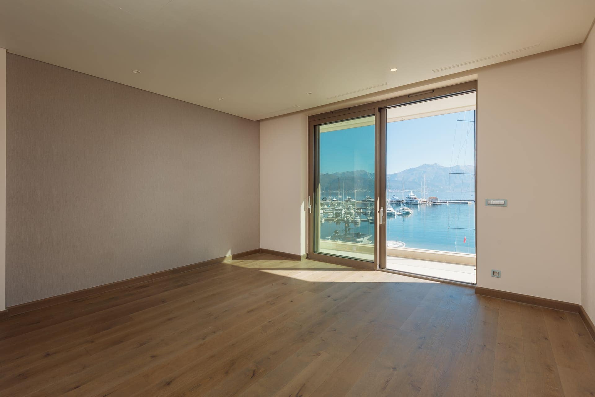 Portonovi Waterfront 2 bedroom Apartment (5)