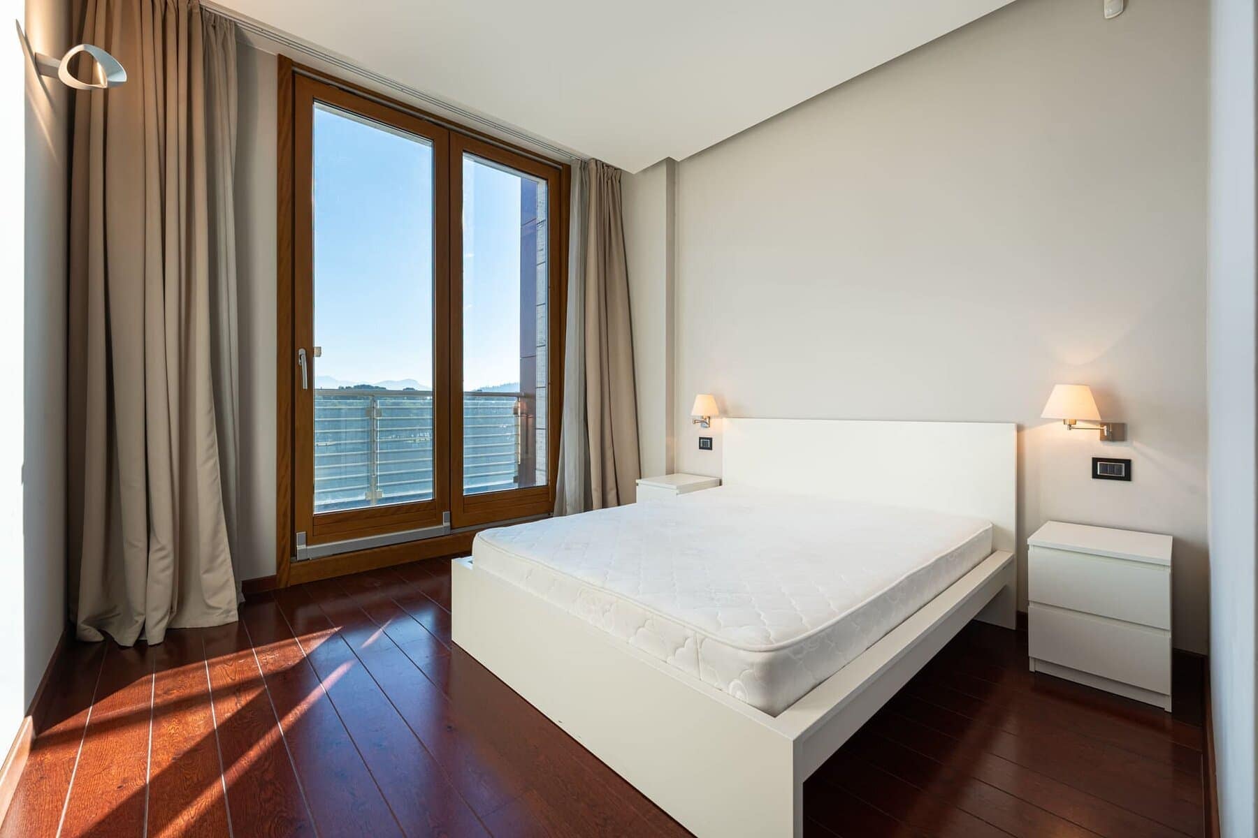 Capital Plaza three-bedroom apartment, Podgorica (9)