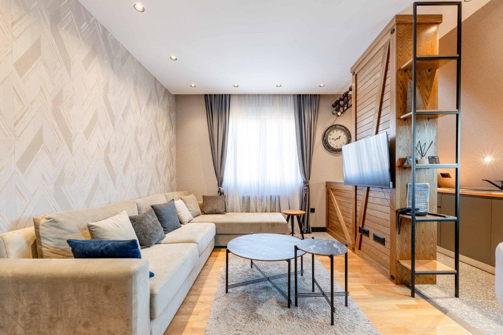 Modernly furnished two-bedroom apartment, Kolasin (12)