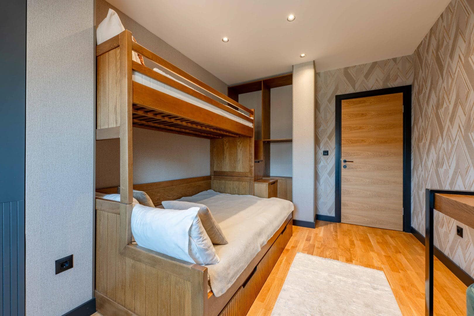 Modernly furnished two-bedroom apartment, Kolasin (18)