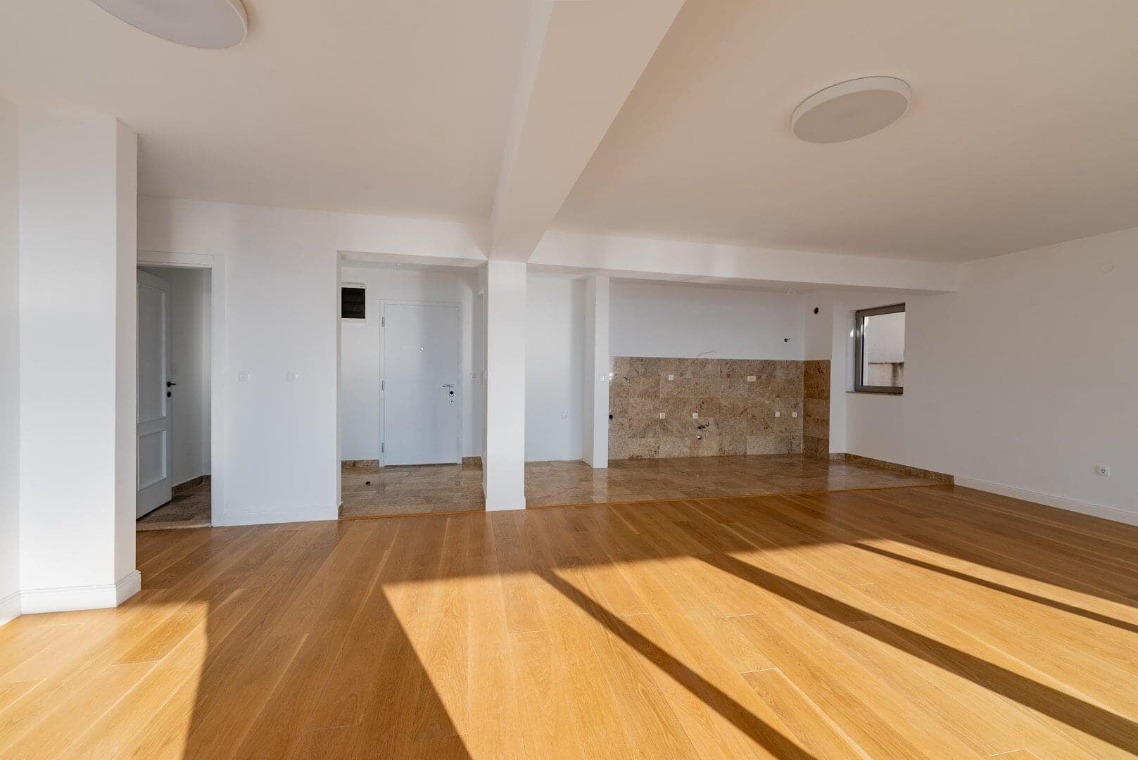 Luxury three-bedroom apartment Przno, Budva (6)