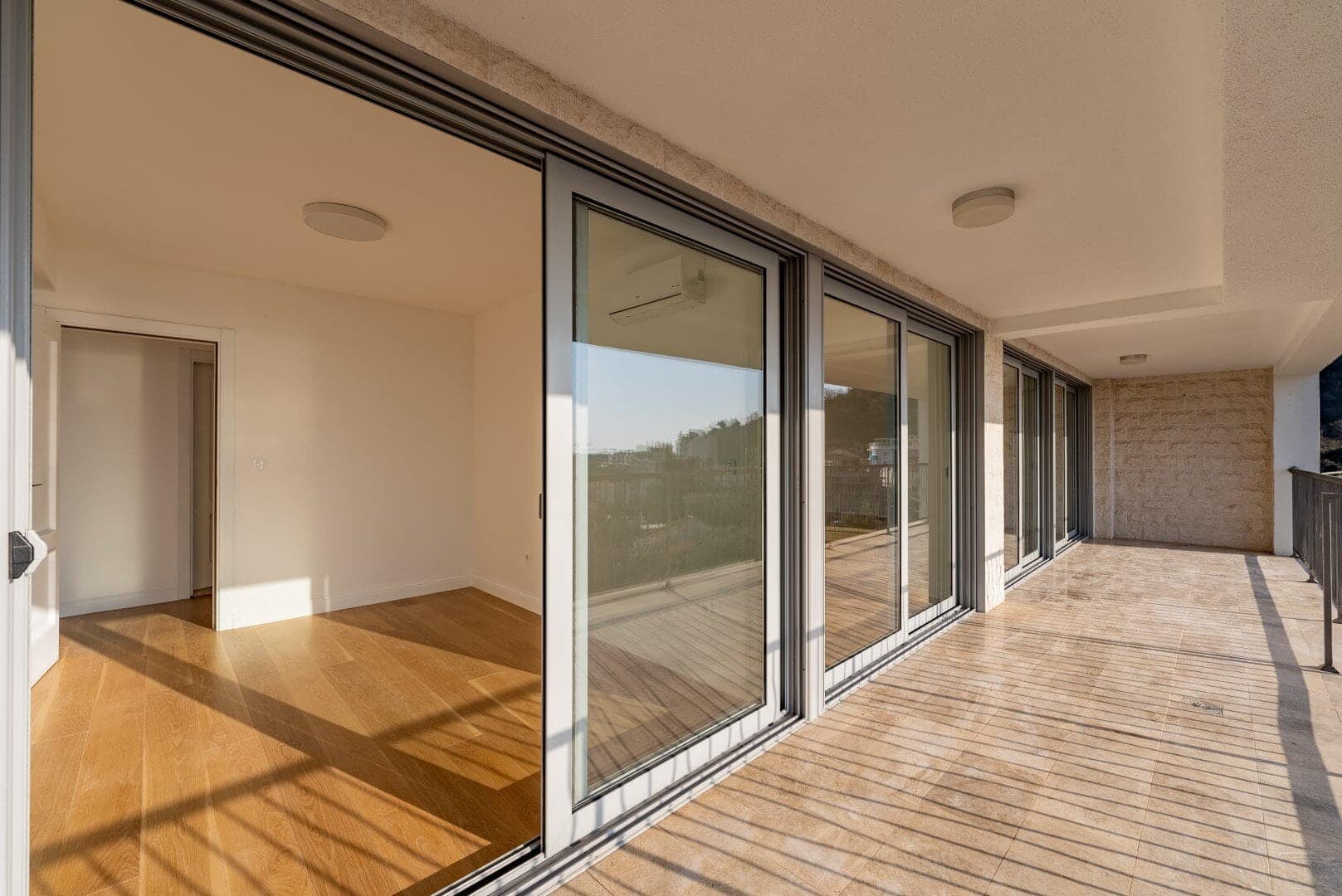 Luxury three-bedroom apartment Przno, Budva (8)