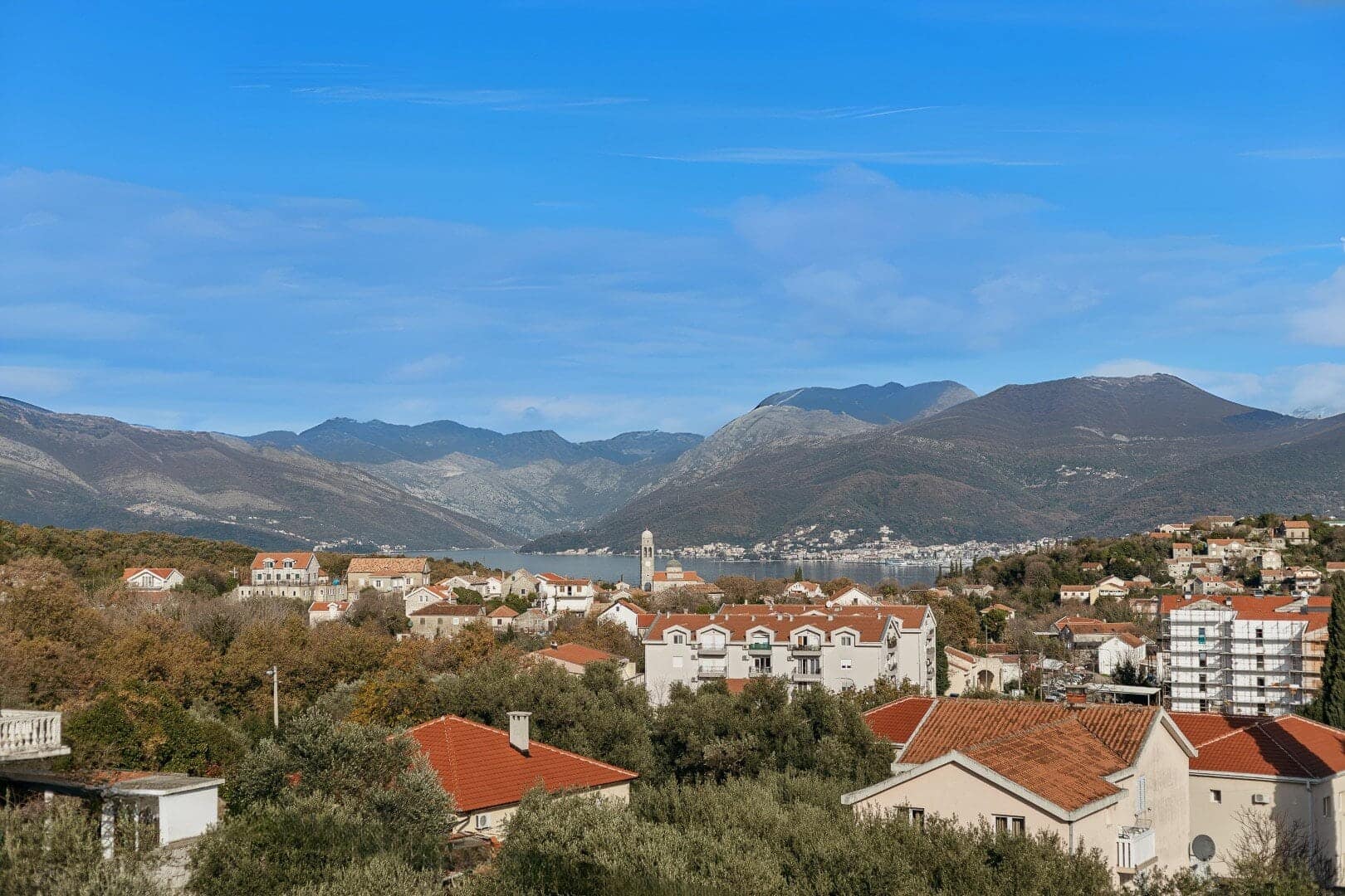 Modern one-bedroom apartment near the Centrale Zone, Radovići, Tivat (17)