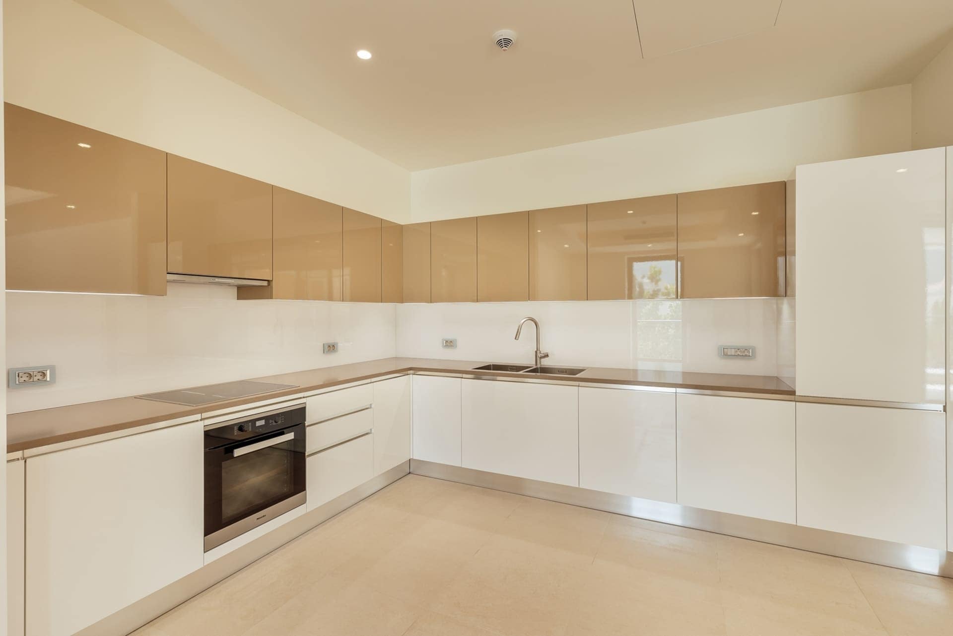 Portonovi luxurious two-bedroom apartment within Village Residences, Herceg Novi (10)