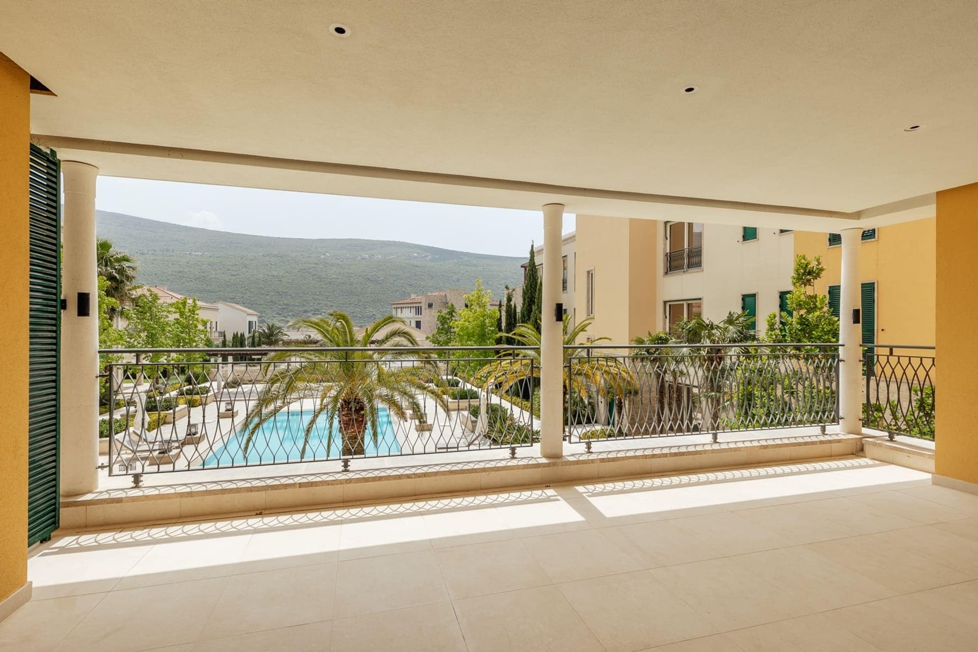 Portonovi luxurious two-bedroom apartment within Village Residences, Herceg Novi (14)