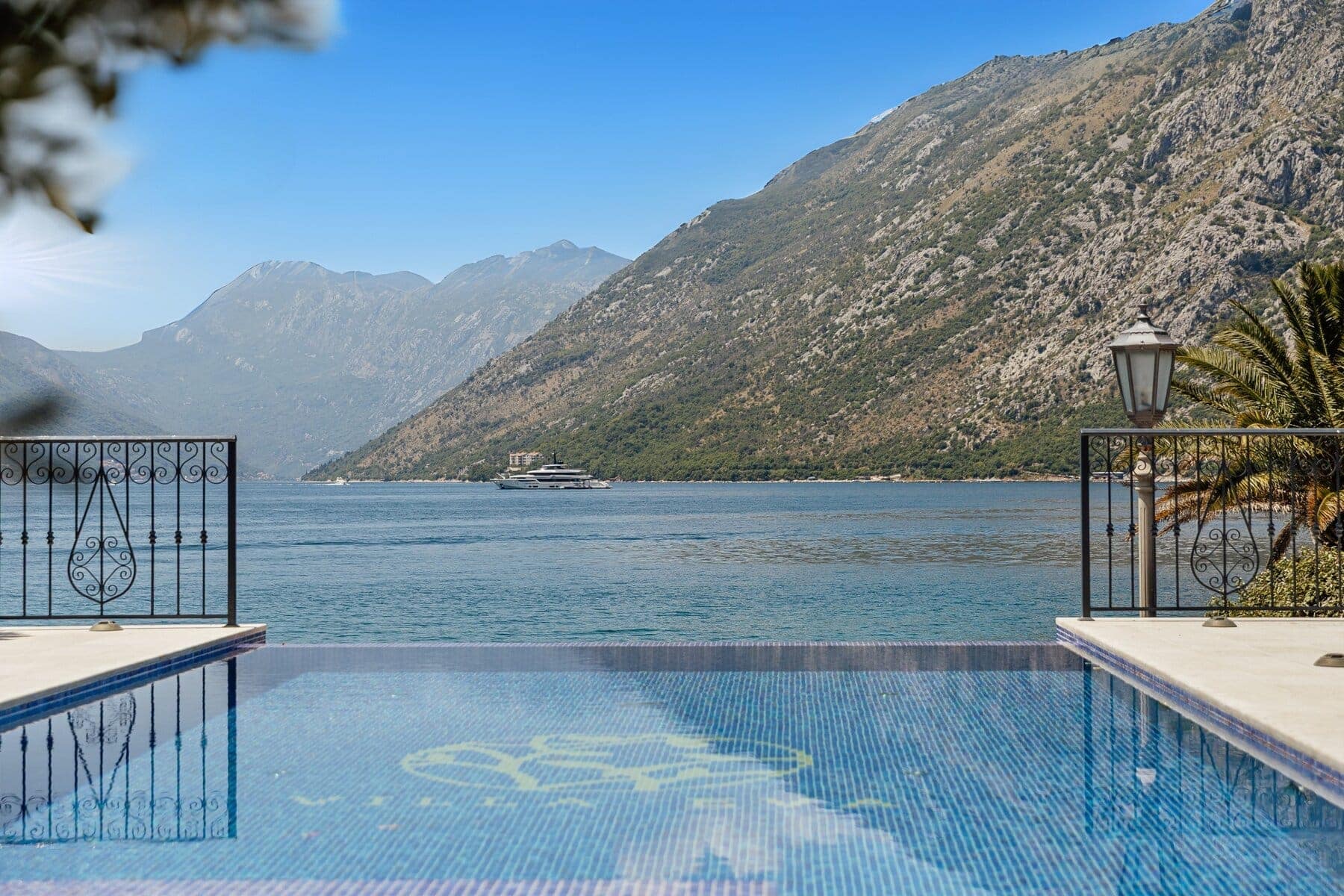 Waterfront Stone Villa Ljuta on the first line to the sea Ljuta, Kotor (20)