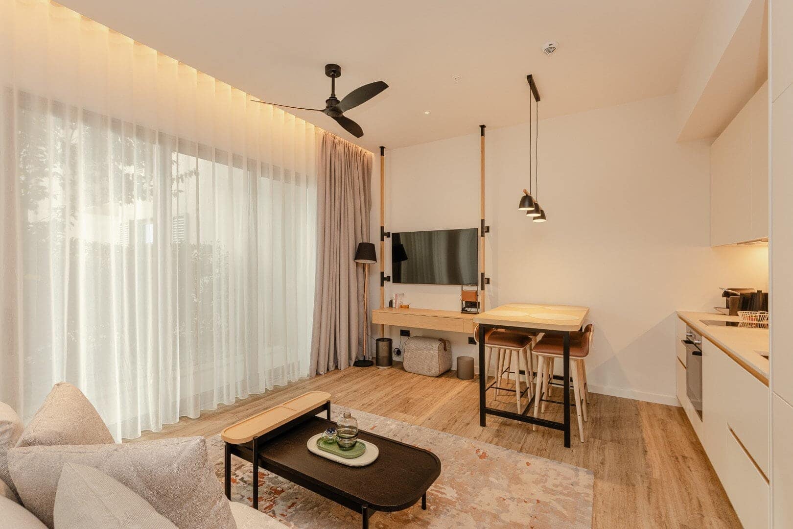 Serviced Studio Apartment Sirocco Building, Boka Place (5)