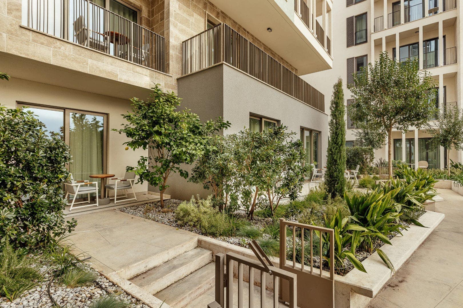 Serviced Studio Apartment Sirocco Building, Boka Place (13)