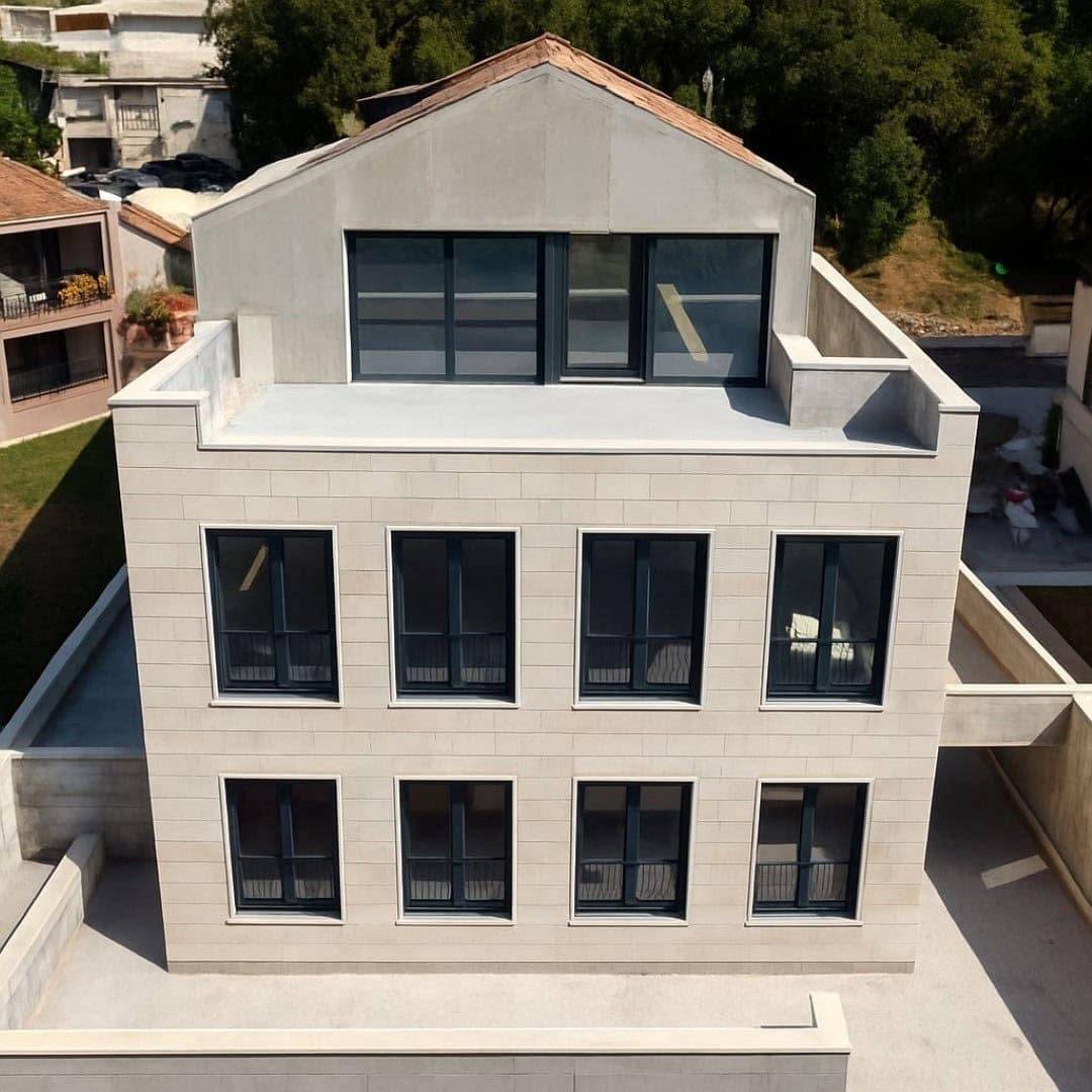 Waterfront Two-bedroom Apartment, Dobrota, Kotor (21)