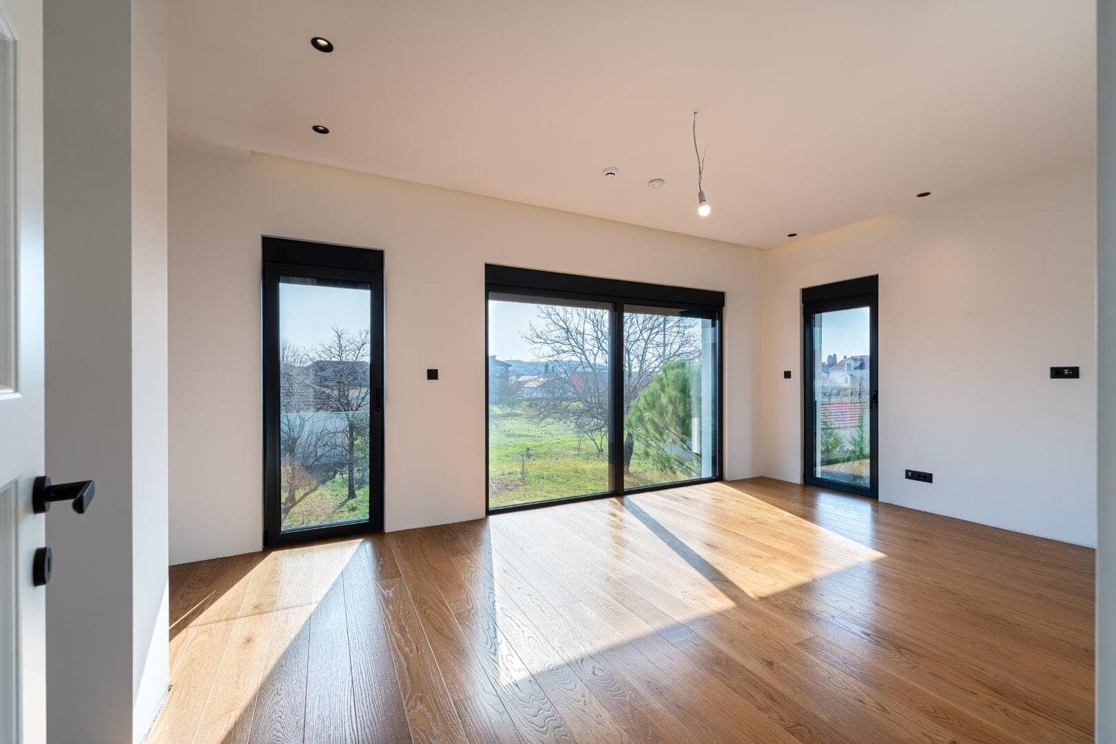 Modern four bedroom Villa Podgorica (21)
