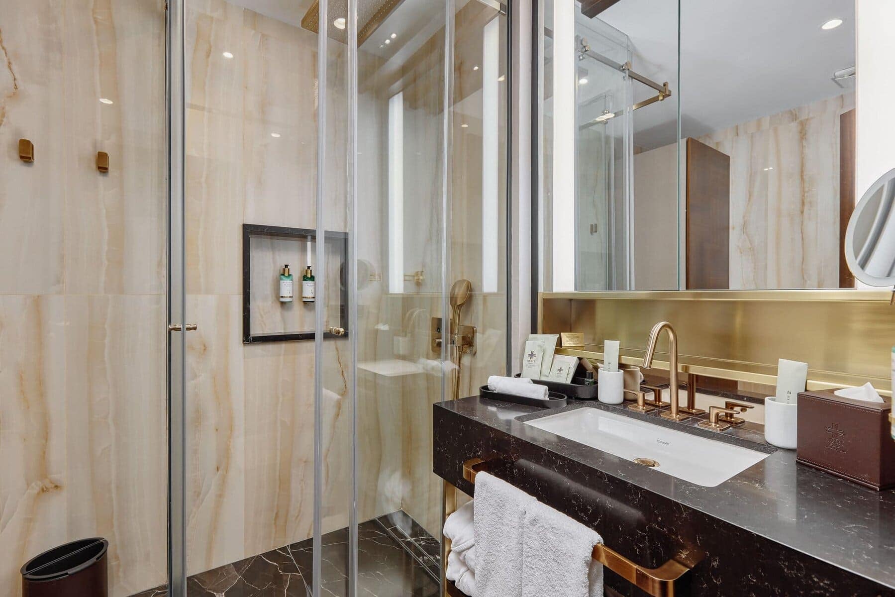 Exclusive One-bedroom Apartment Merit Starlit Hotel (7)