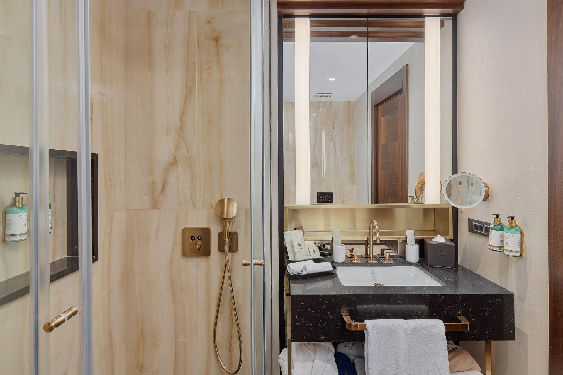 Exclusive One-bedroom Apartment Merit Starlit Hotel (8)