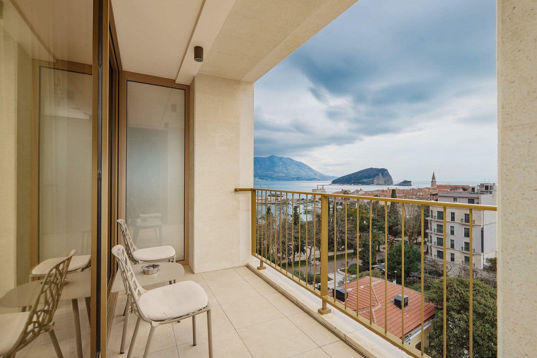 Exclusive One-bedroom Apartment Merit Starlit Hotel (9)