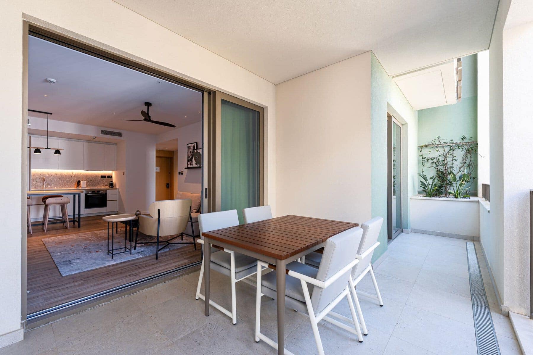 One-bedroom sea-view apartment, Boka Place, Porto Montenegro (12)