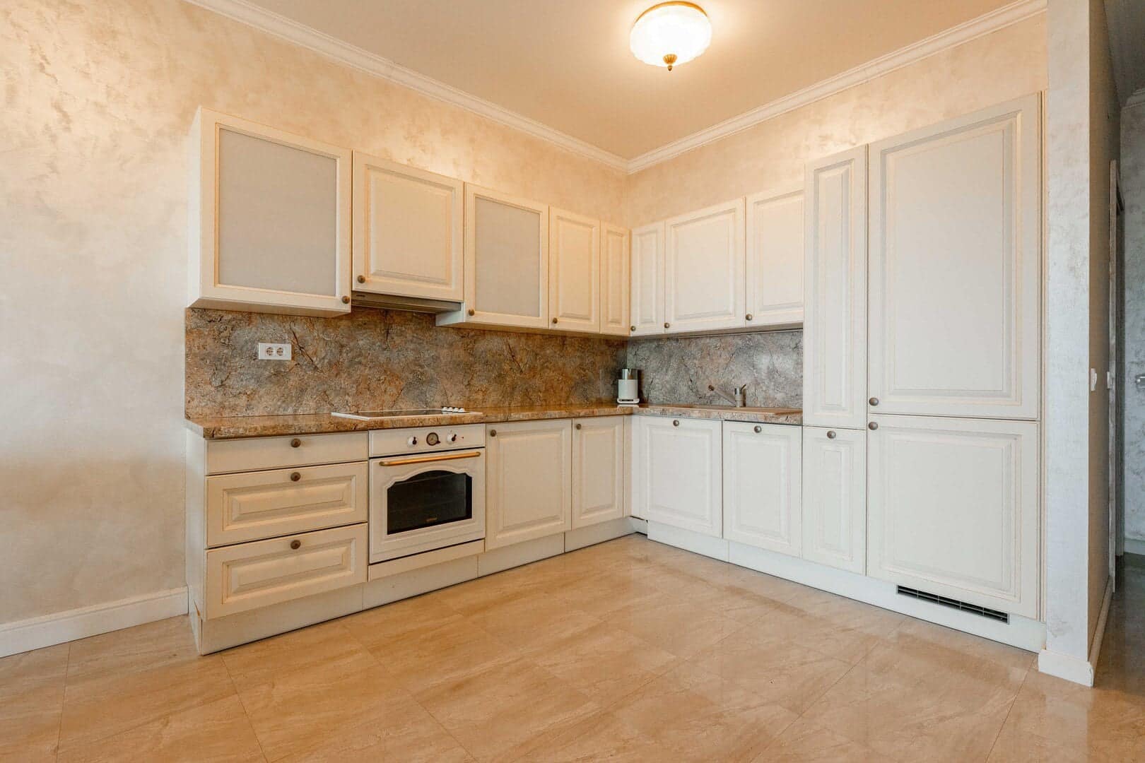 Three Bedroom Apartment with Open Sea View, Bečići, Budva (5)