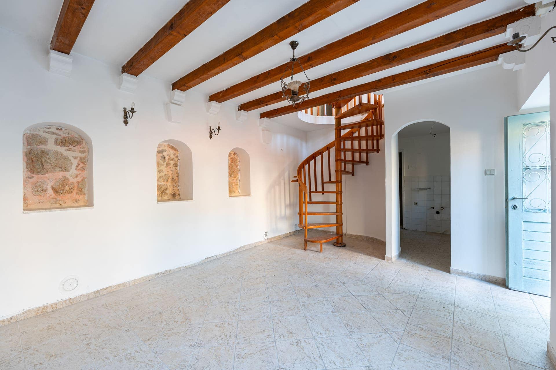 Kotor Old Town Sea-view Duplex Apartment (5)
