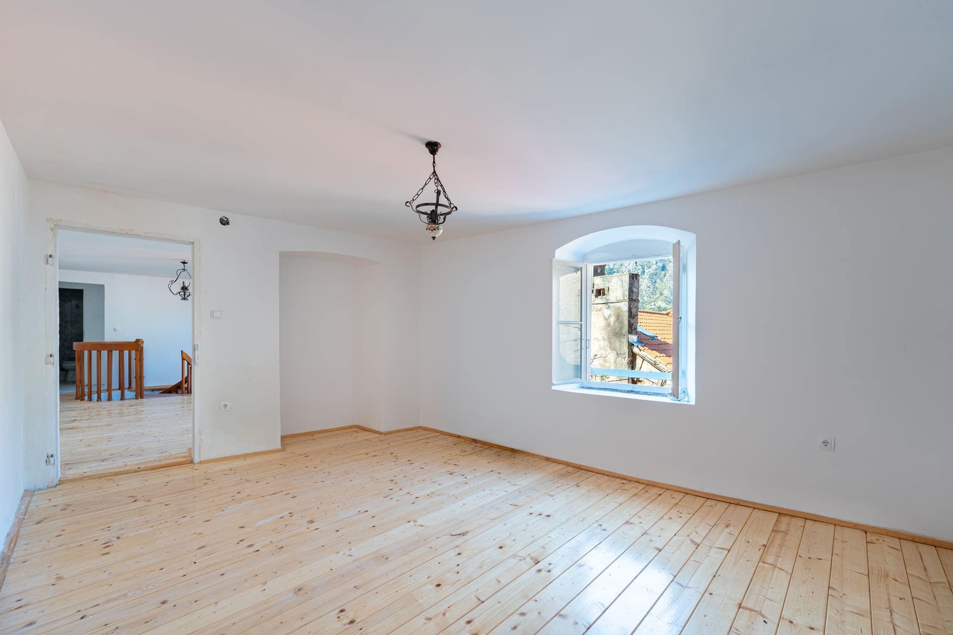 Kotor Old Town Sea-view Duplex Apartment (10)