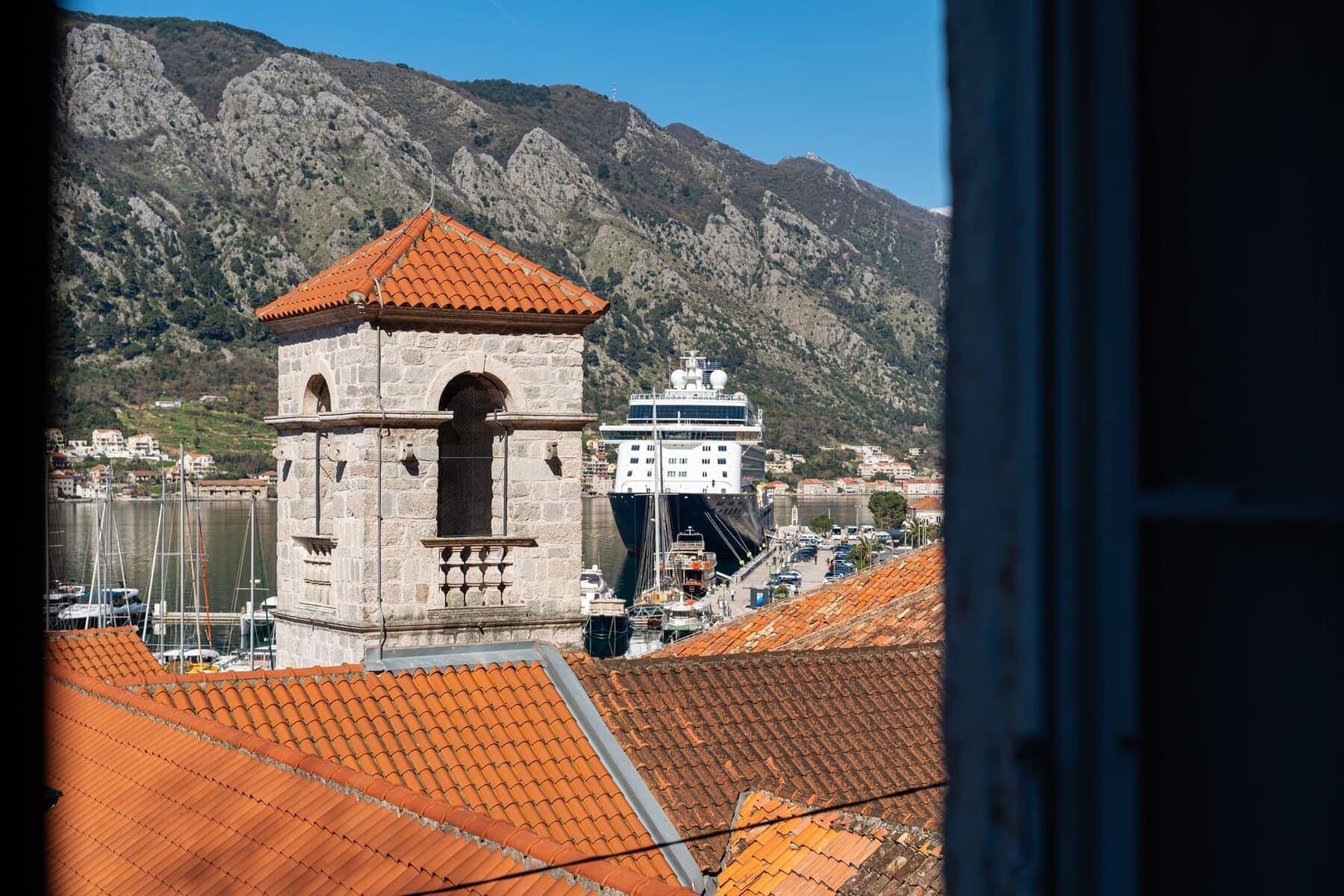 Kotor Old Town Sea-view Duplex Apartment (11)