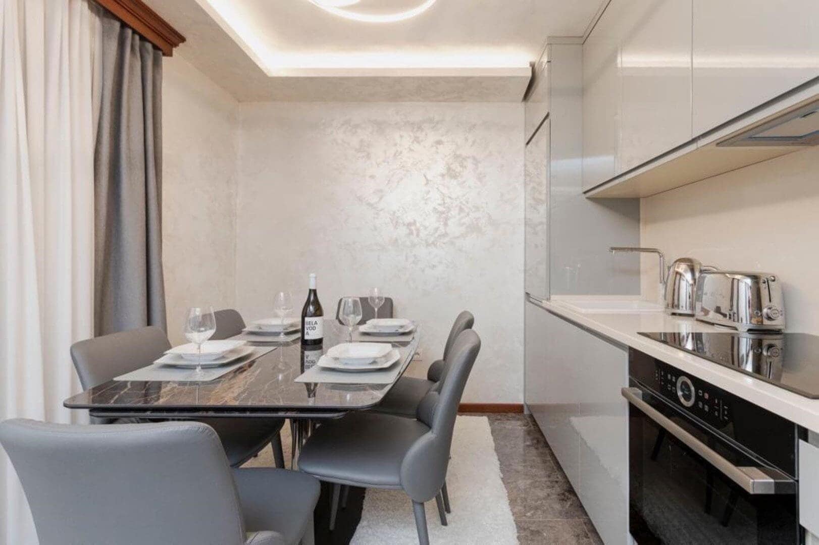 Furnished One-Bedroom Apartment in the Heart of the Old Town, Kotor (5)