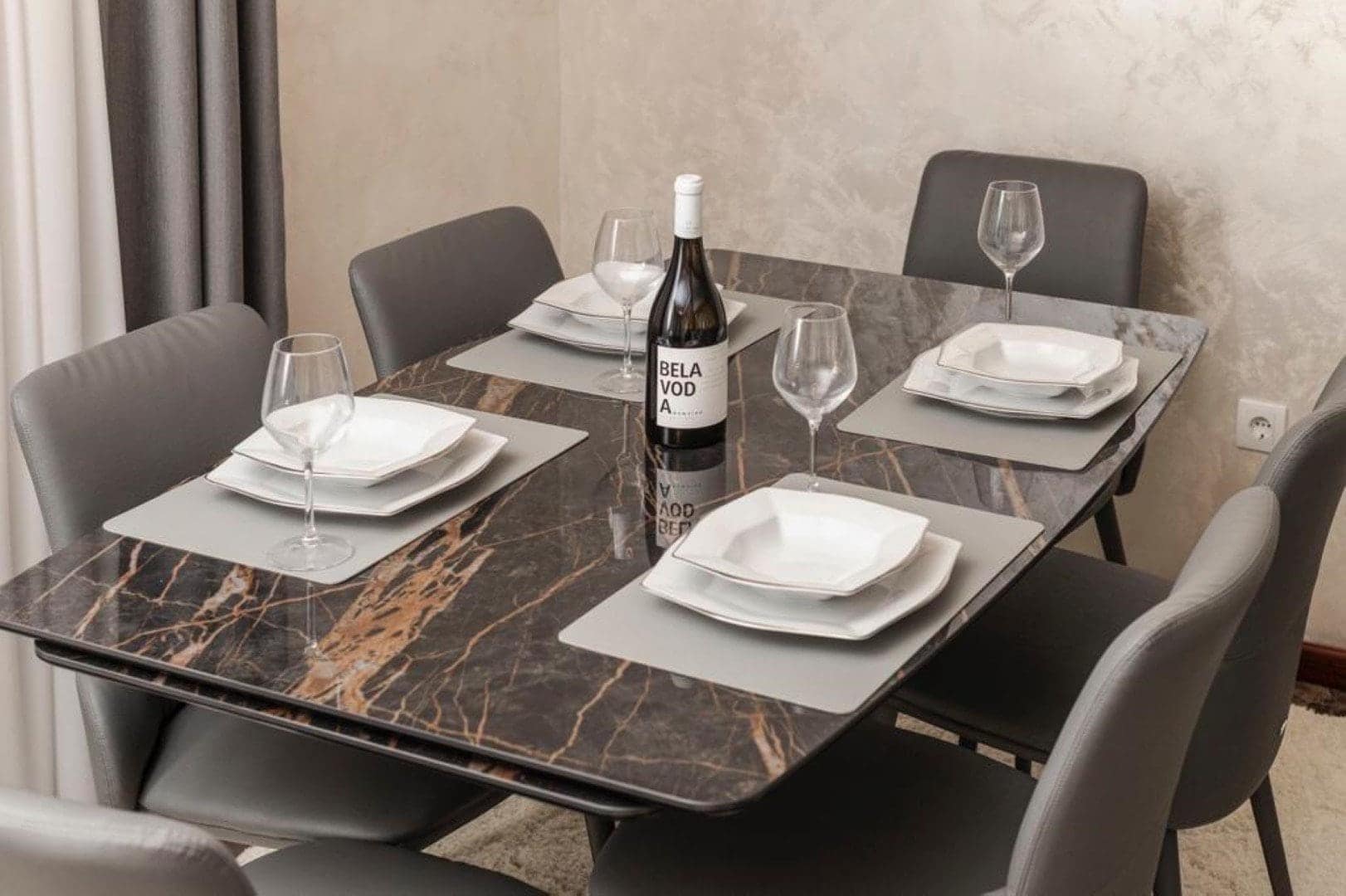 Furnished One-Bedroom Apartment in the Heart of the Old Town, Kotor (6)