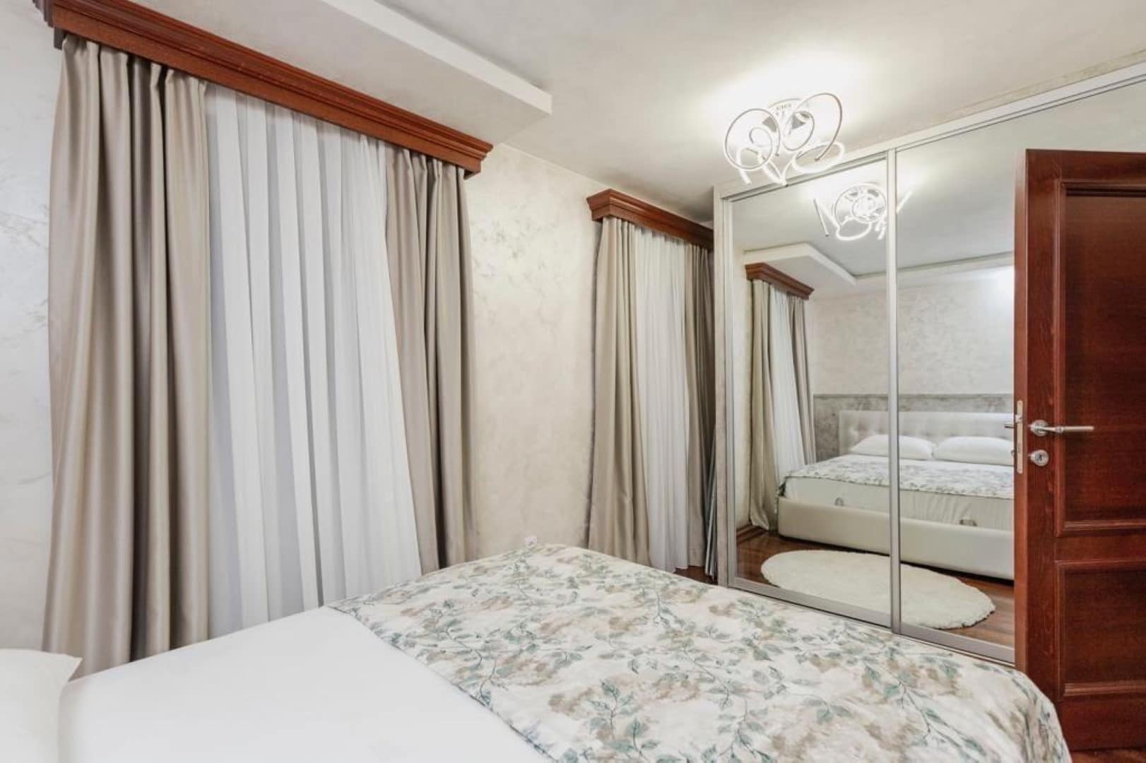 Furnished One-Bedroom Apartment in the Heart of the Old Town, Kotor (11)
