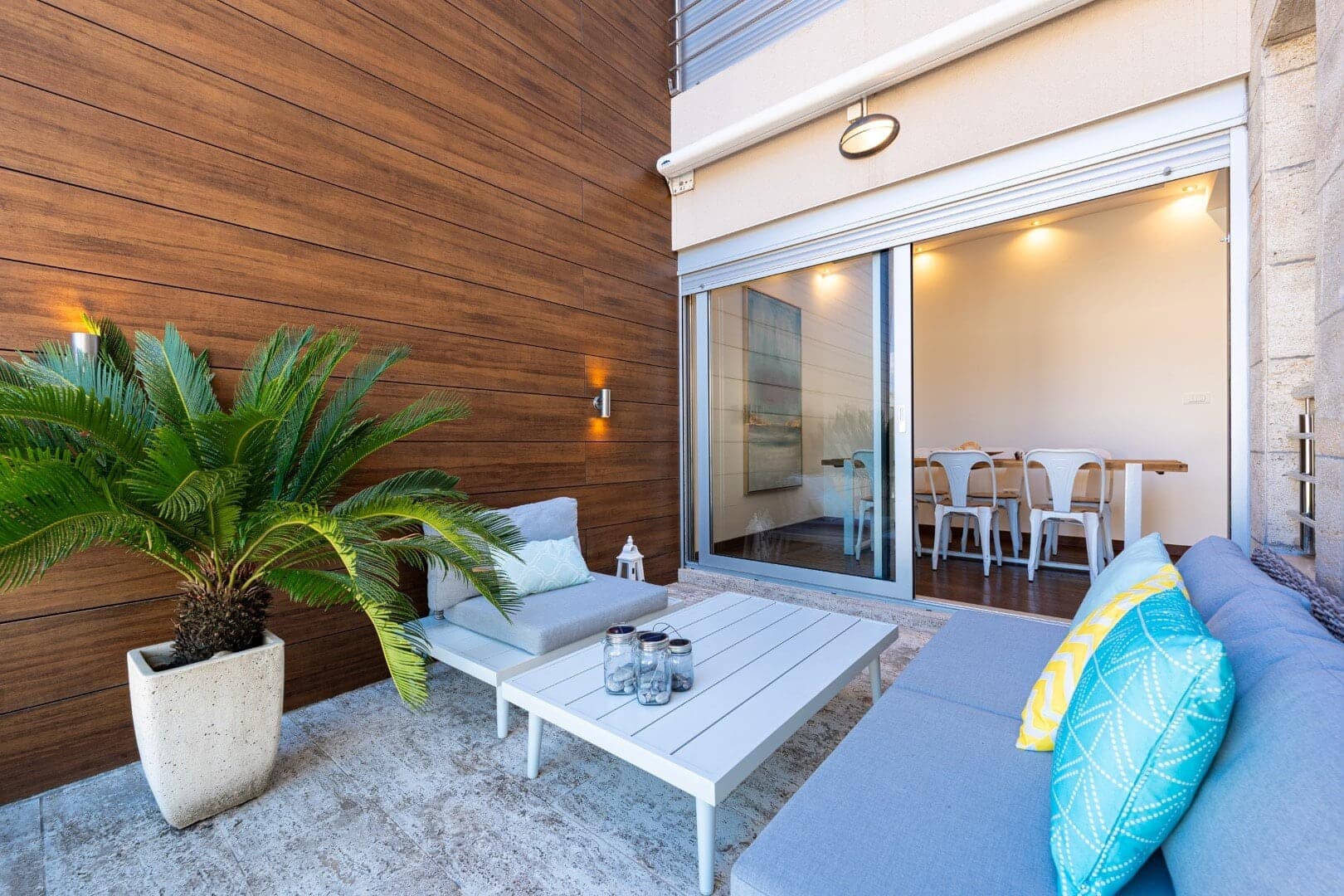 Two-Bedroom Furnished Apartment with Sea View Dobrota, Kotor (8)
