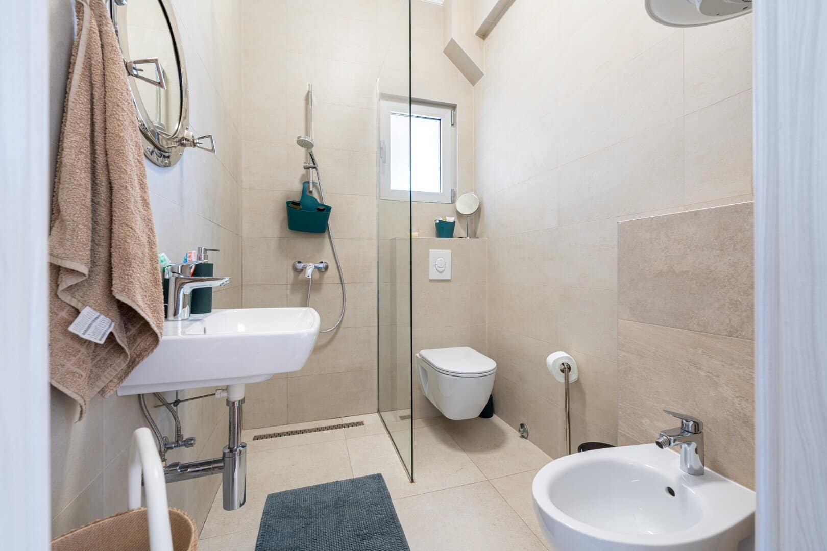 Two-Bedroom Furnished Apartment with Sea View Dobrota, Kotor (17)