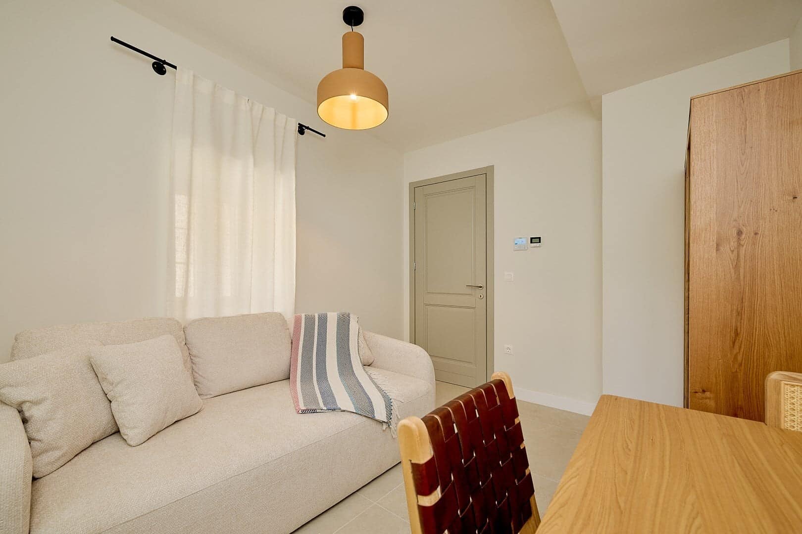 Three-bedroom family house Dobrota, Kotor (17)