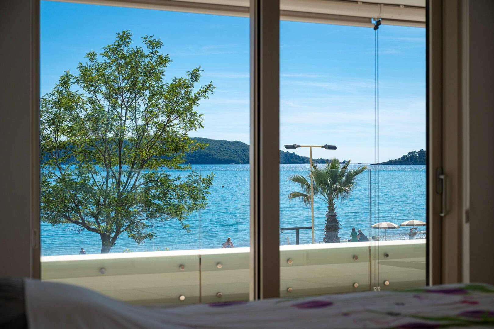 Waterfront One Bedroom Apartment (10)