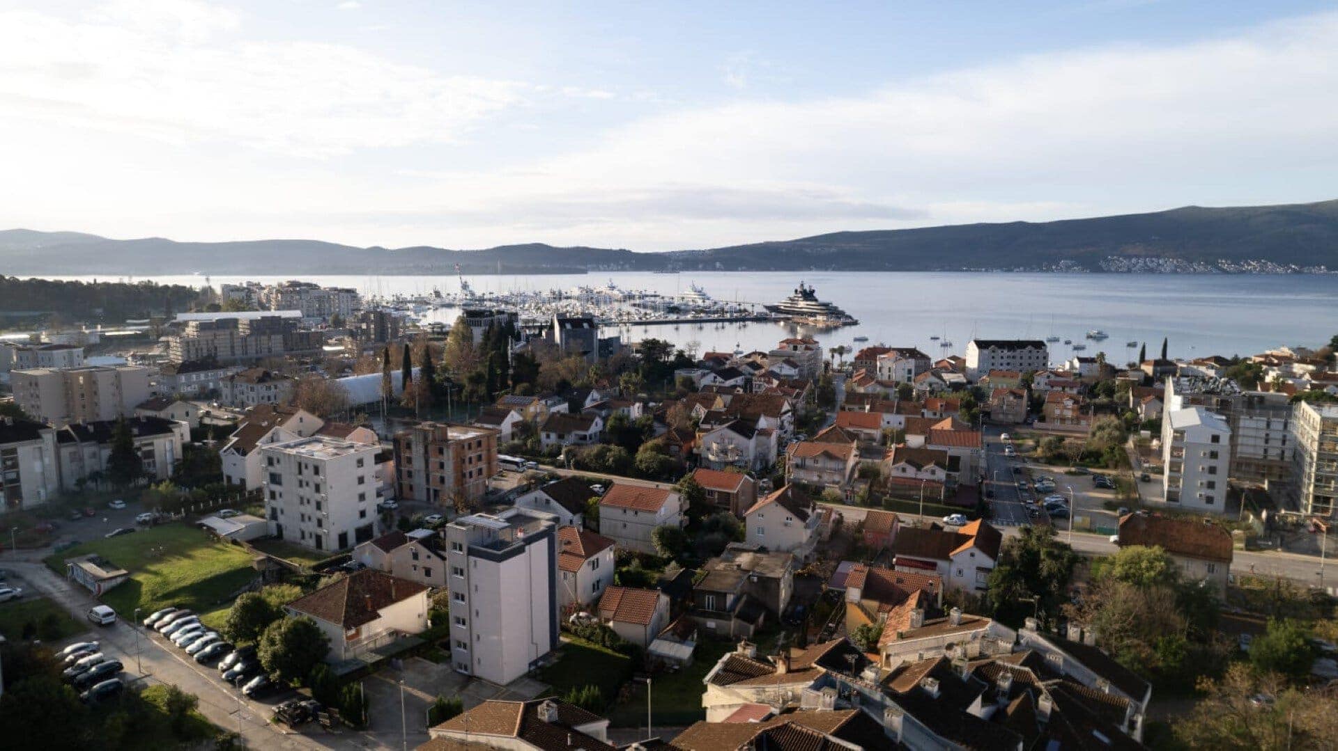 Two-bedroom apartment near Porto Montenegro, Seljanovo, Tivat (14)