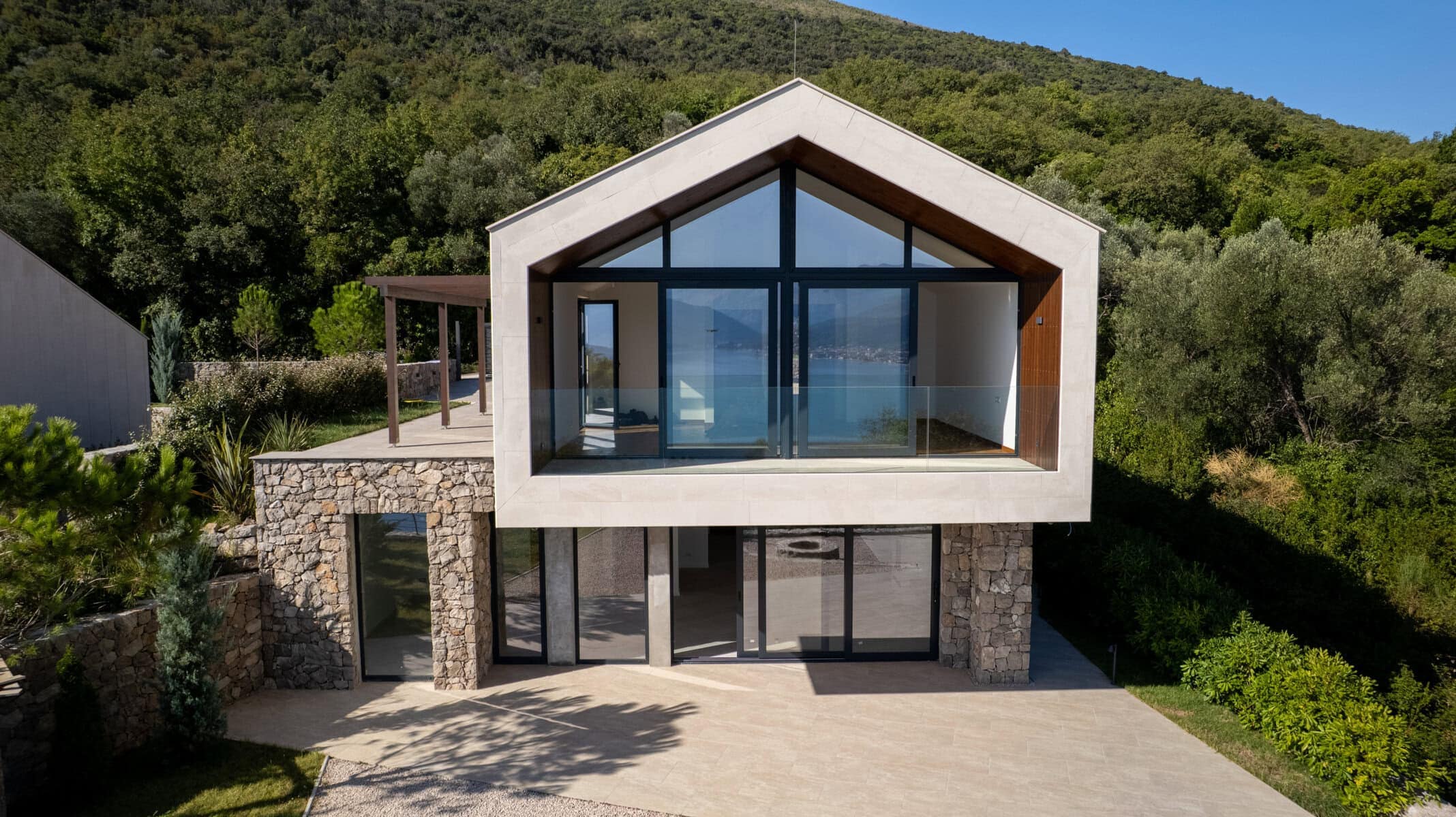 Two Contemporary Villas with Panoramic Sea View – Zabrdje, Herceg Novi (9)