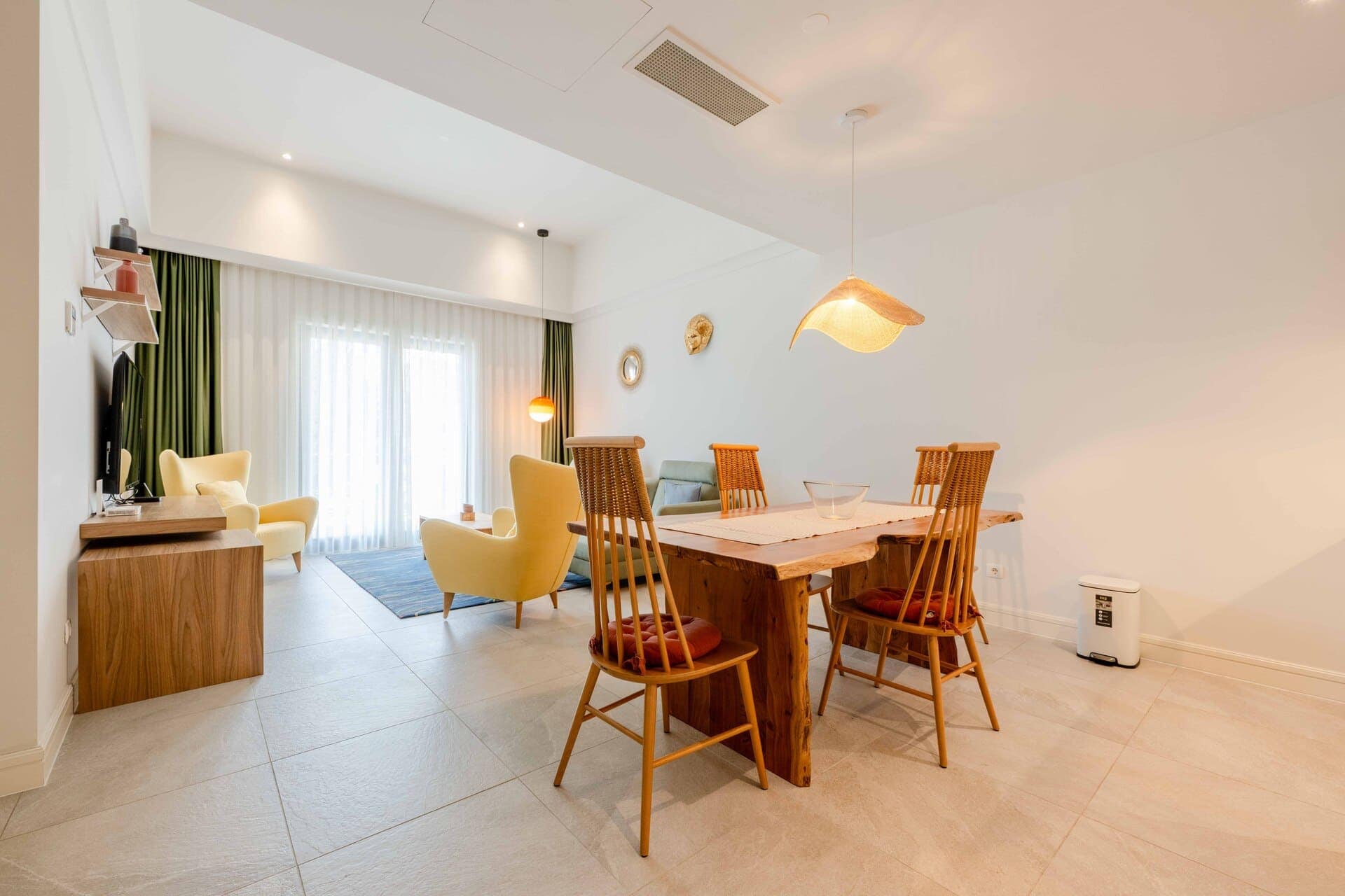 Spacious Two-bedroom Apartment Centrale, Lustica Bay (8)