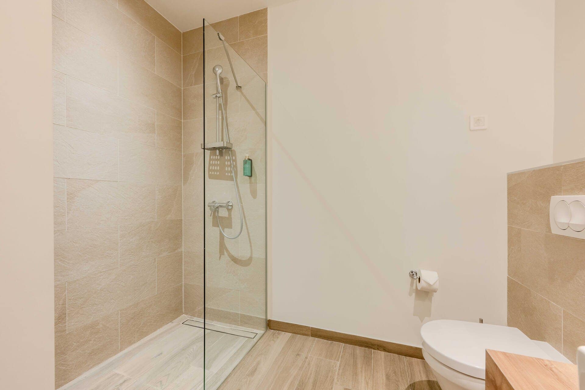 Spacious Two-bedroom Apartment Centrale, Lustica Bay (15)
