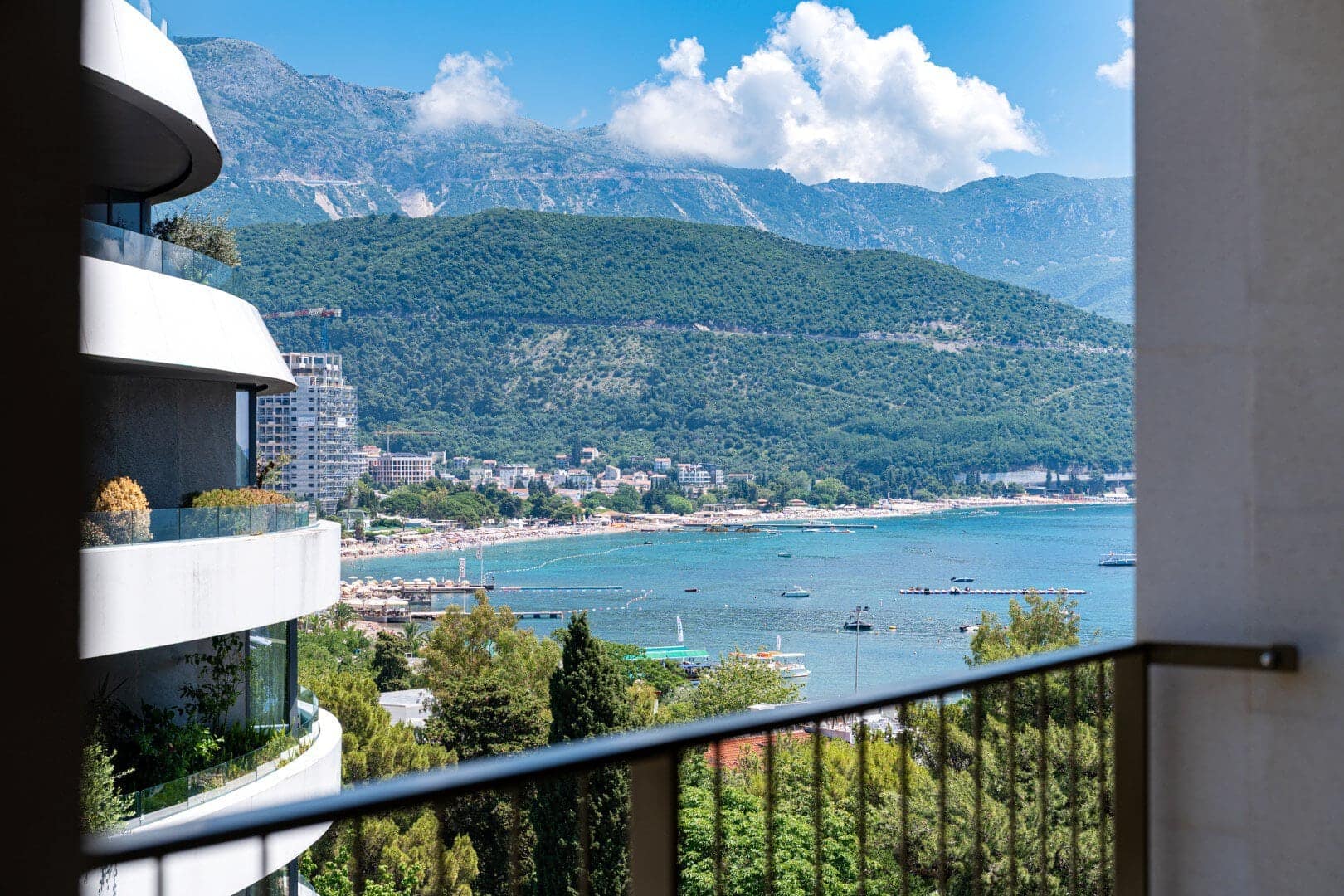 Exclusive Two-Bedroom Apartment at Merit Starlit Hotel, with open sea-view (7)