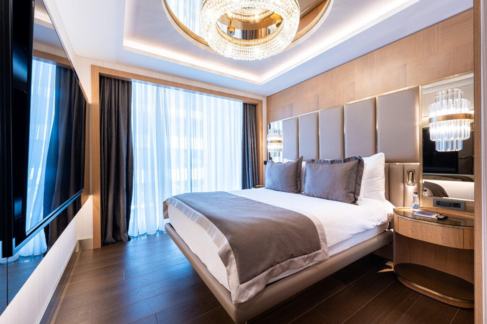 Exclusive Two-Bedroom Apartment at Merit Starlit Hotel, with open sea-view (8)