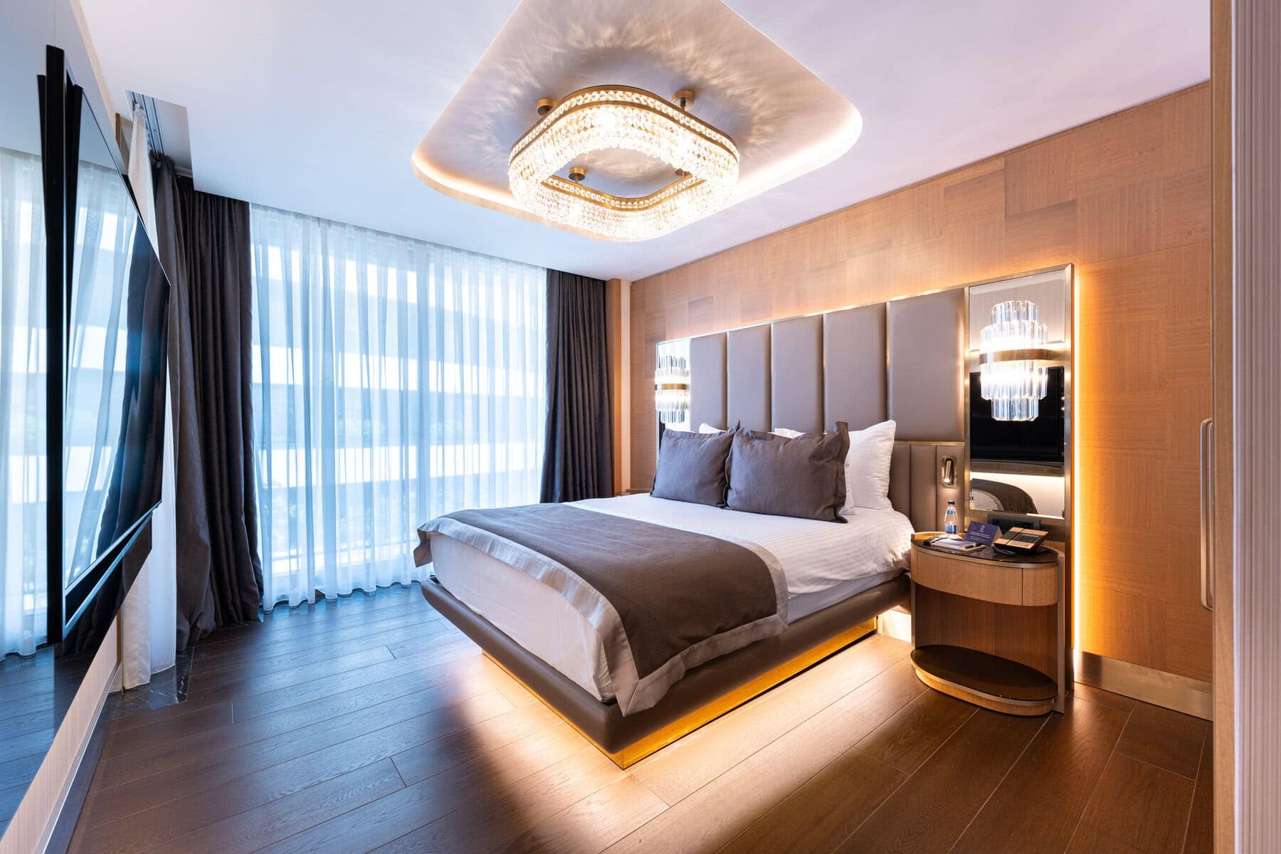 Exclusive Two-Bedroom Apartment at Merit Starlit Hotel, with open sea-view (12)