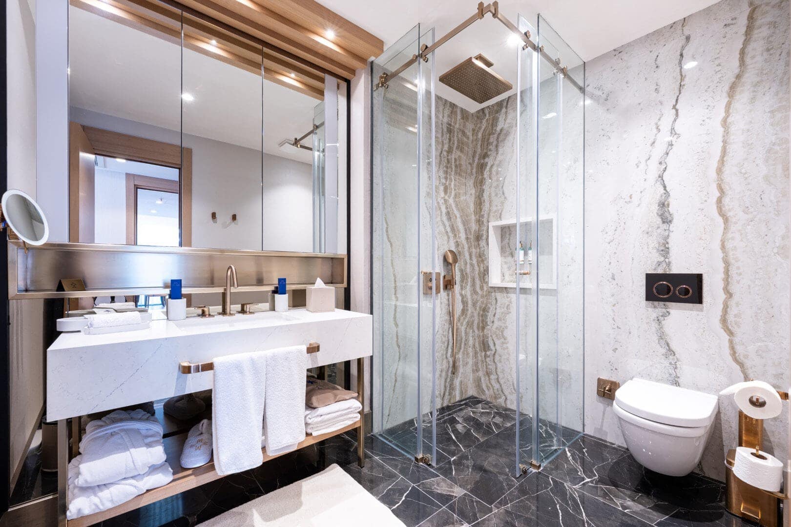Exclusive Two-Bedroom Apartment at Merit Starlit Hotel, with open sea-view (14)