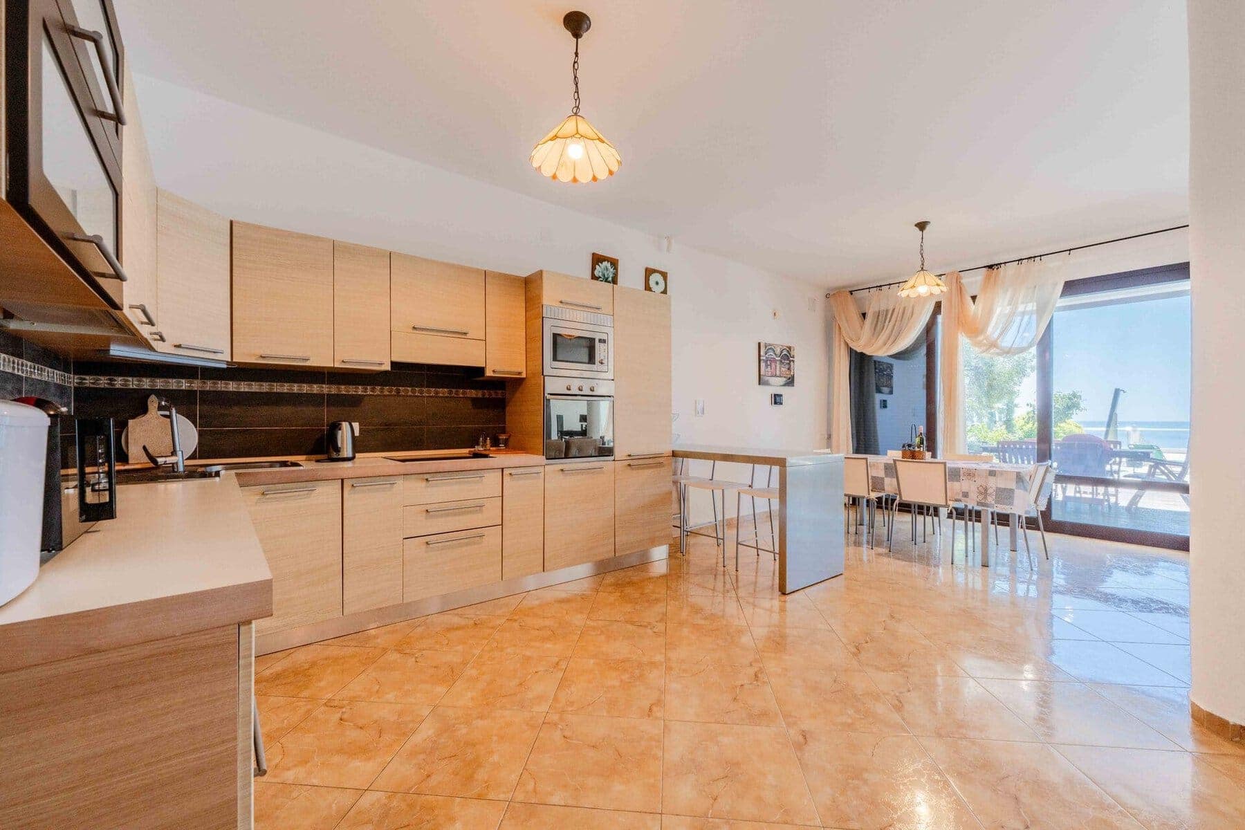 Waterfront Villa with private pool, Utjeha, Bar (9)