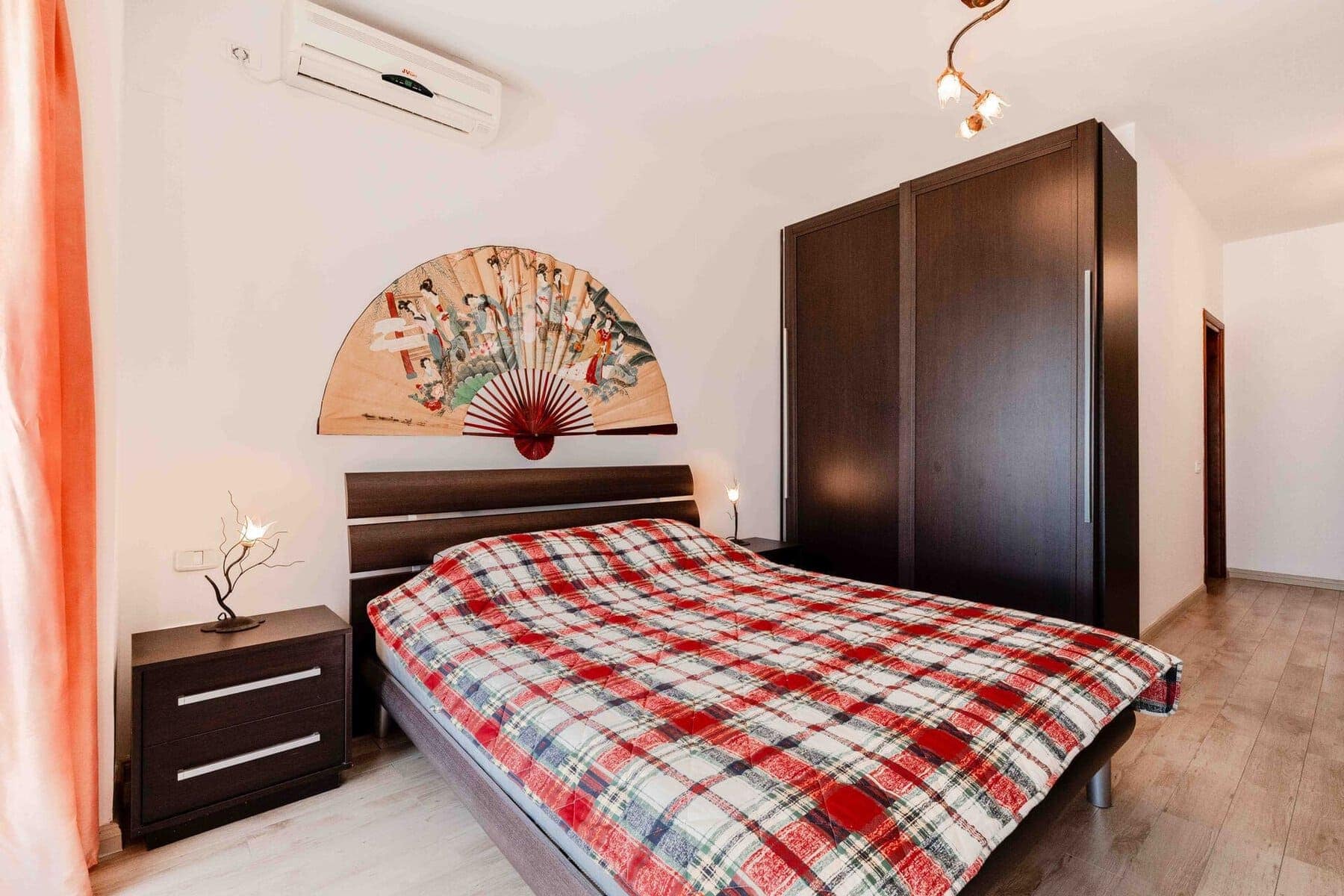Waterfront Villa with private pool, Utjeha, Bar (26)
